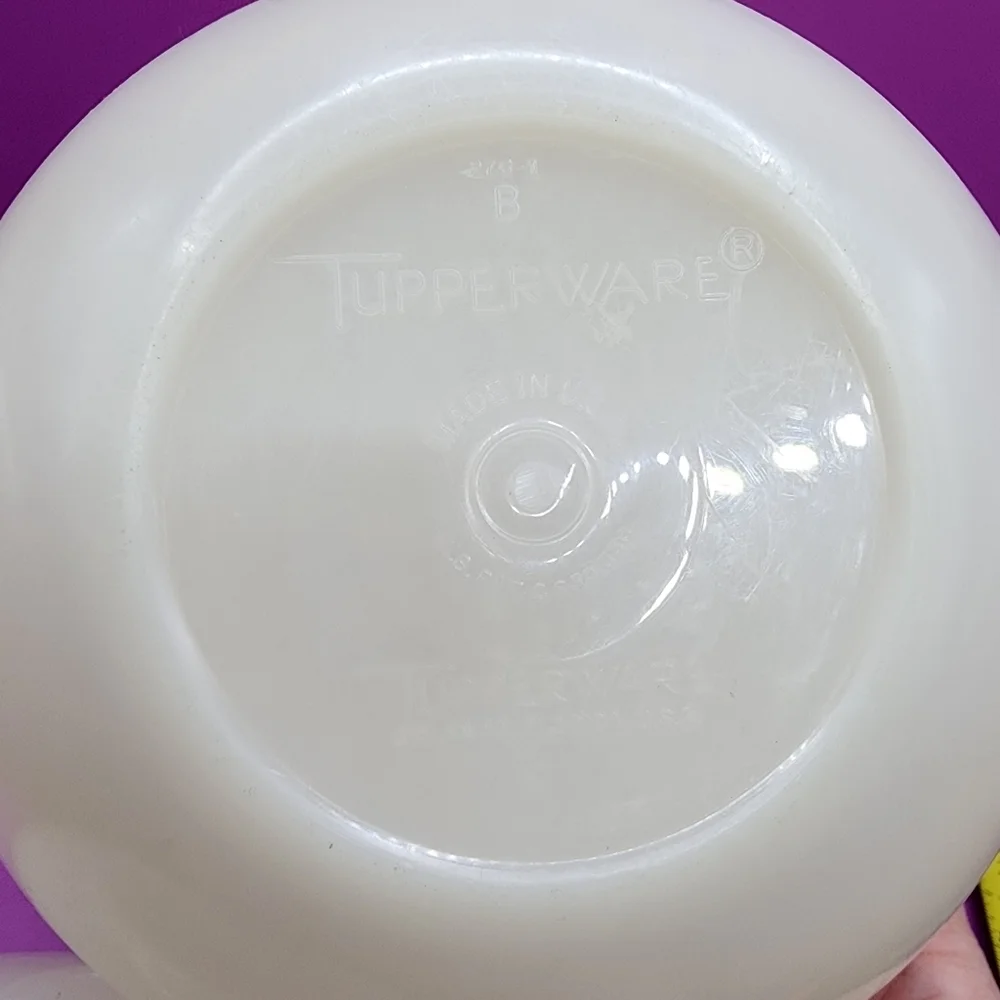 Tupperware servalier bowls